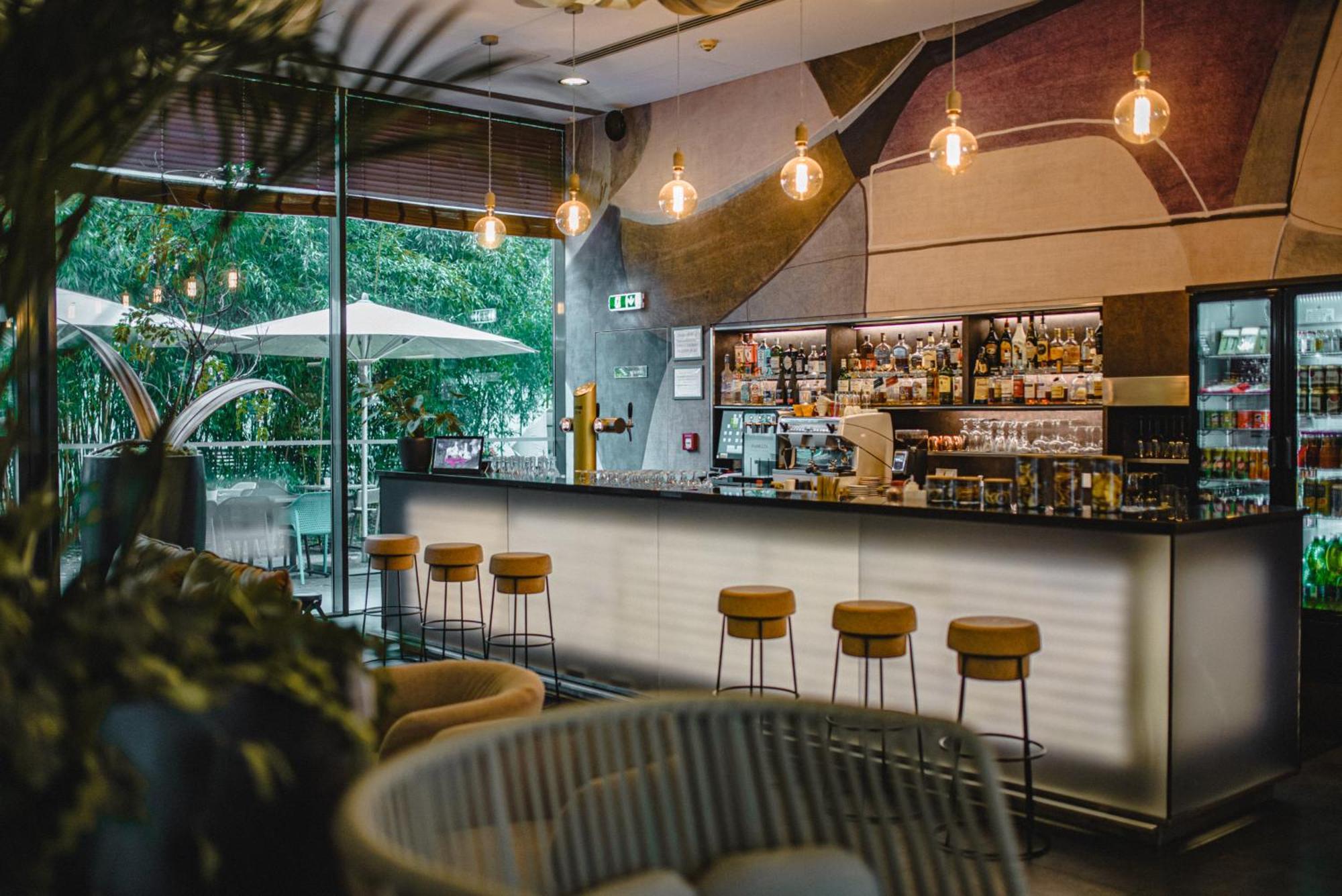 Orea Hotel Angelo Praha — Photos 2